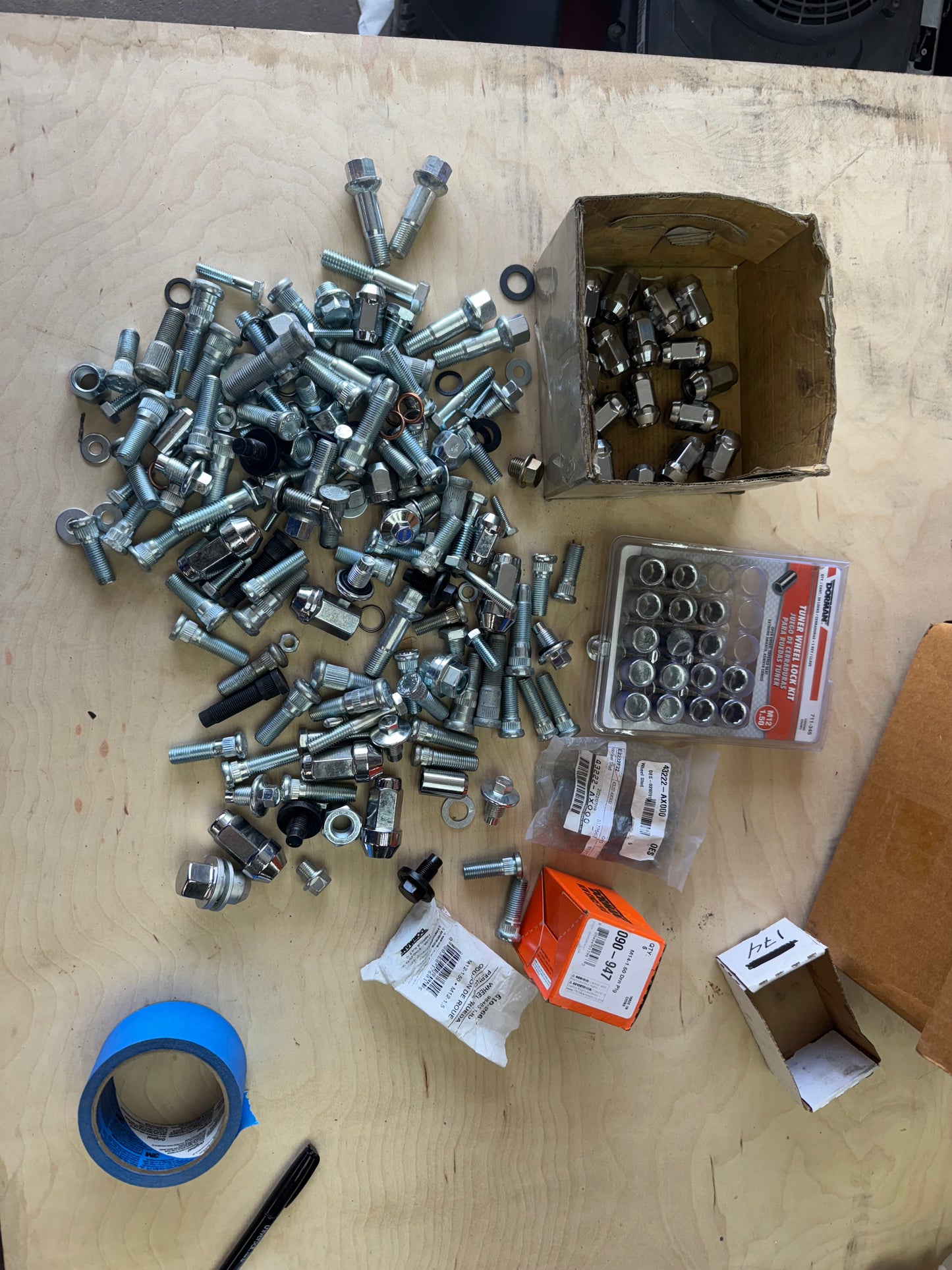 Lot of Automotive Hardware, 200+ pieces, wheel studs, lug nuts, metric