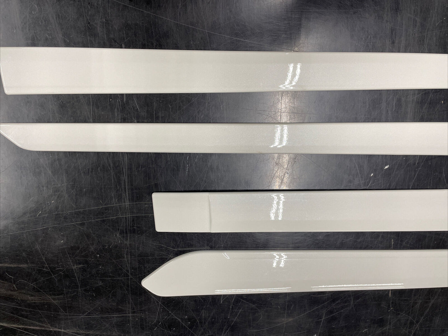 2020-2022 Outback & Legacy SUBARU BODY SIDE MOLDINGS 4 SET crystal White Pearl