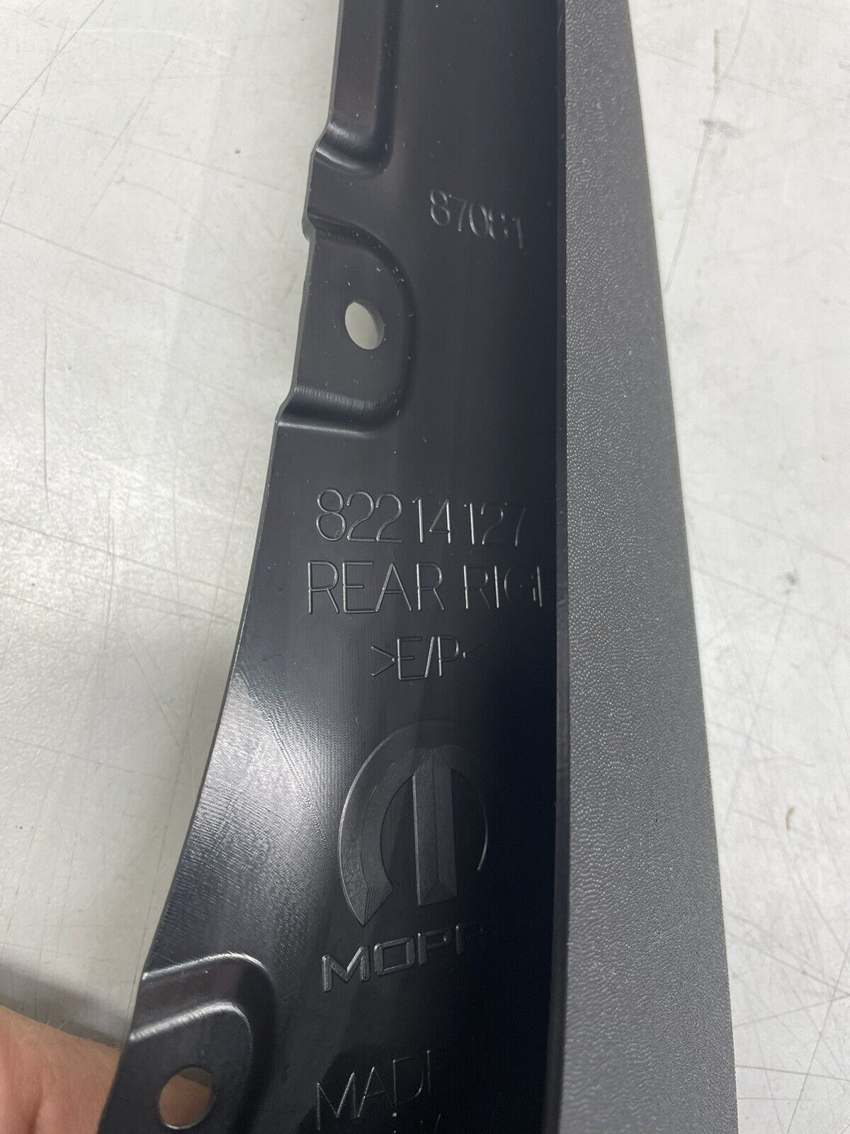 Genuine OEM Set Splash Guards Mud Flaps 82214127 Jeep 2014-2021 Renegade REAR