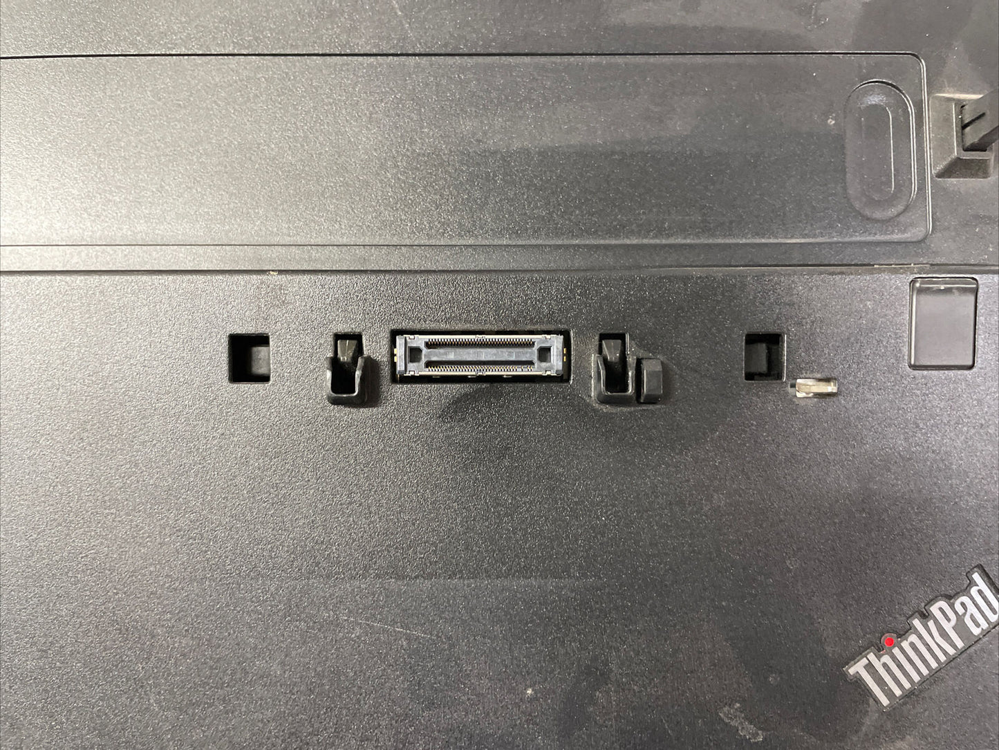 Lenovo ThinkPad Ultra Dock 40A2 HDMI T440 T450  04W3951 NoKey, W/ OEM Charger
